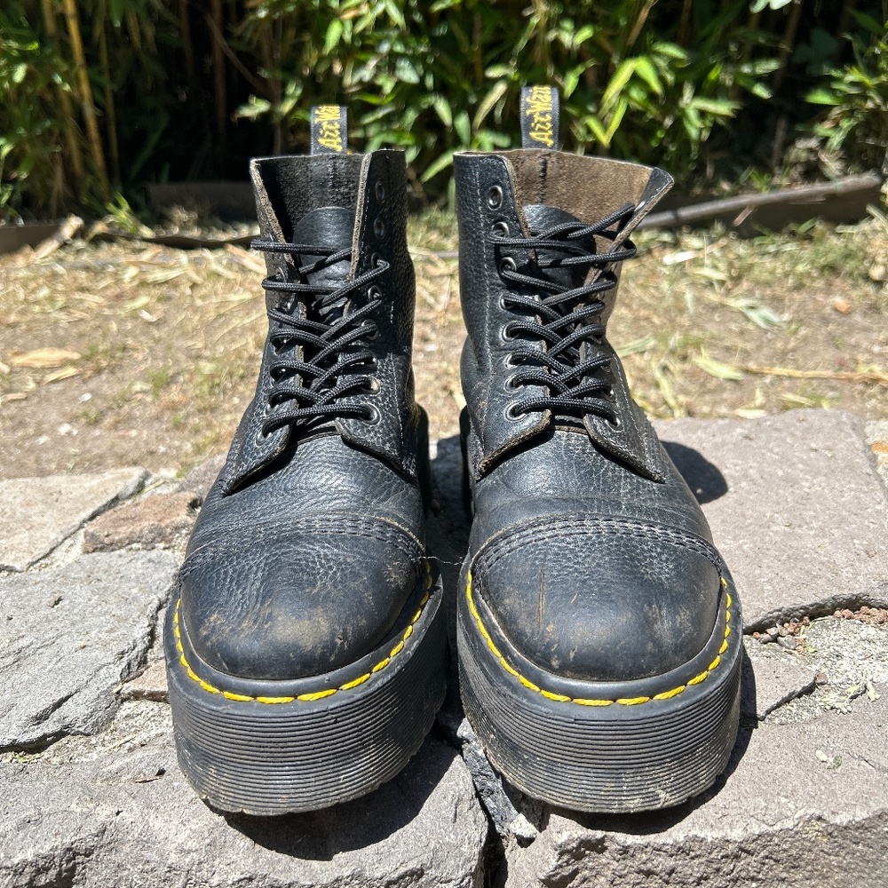 Dr. Marten’s Black Leather Platform Boots, Women’s Size 8.5/38